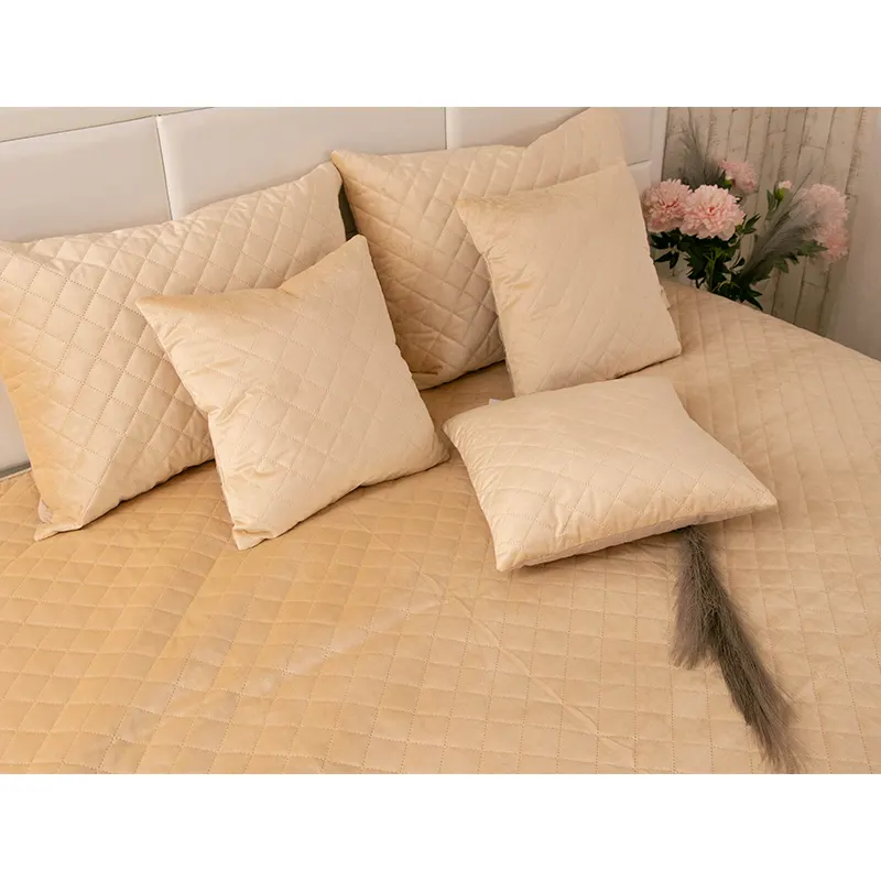 Подушка декоративна РУНО Beige ромб